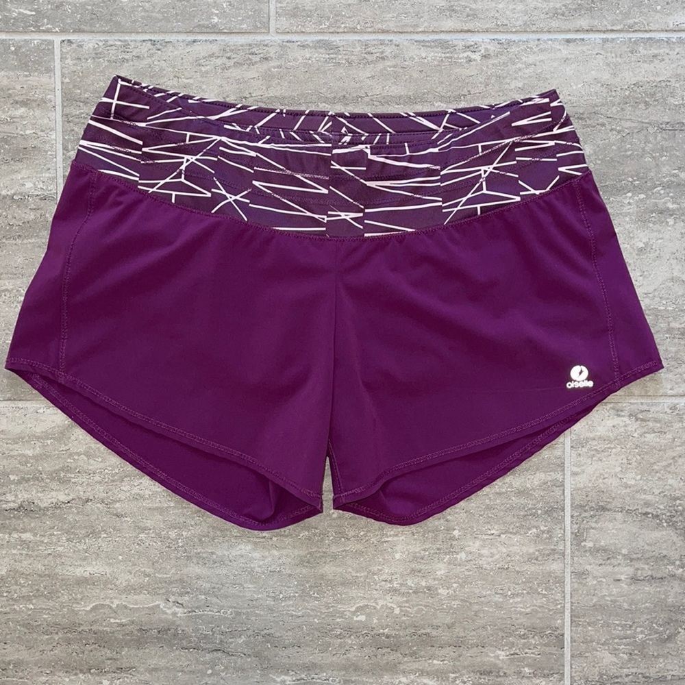 Oiselle Roga
